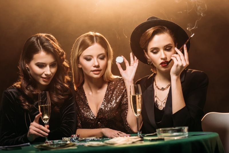 holykylin slots ကစားနည်း အဆင့်ဆင့် MMK ငွေသွင်း